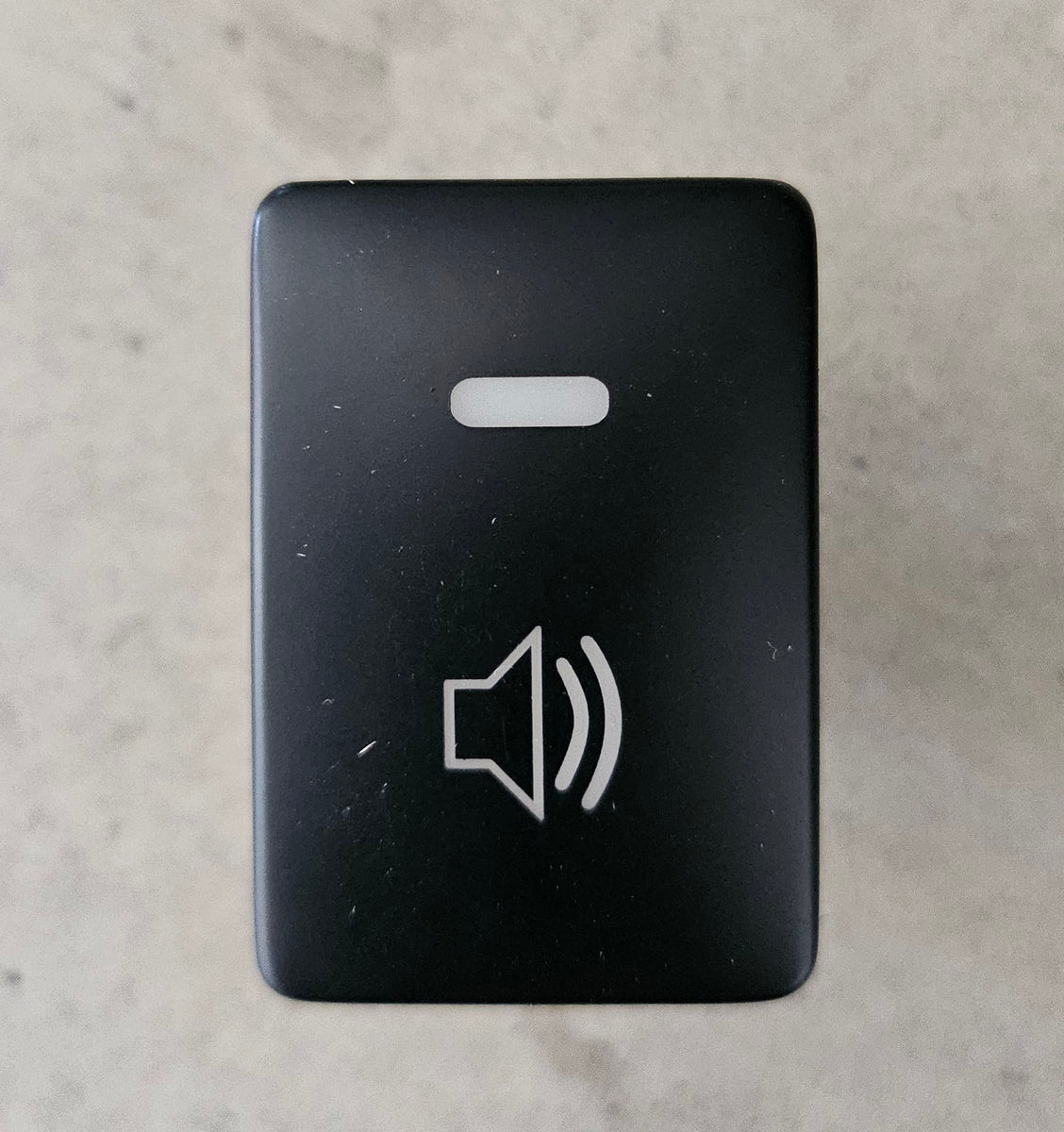 Actuator Toyota facing/switch HILUX Decked Out Auto Australia